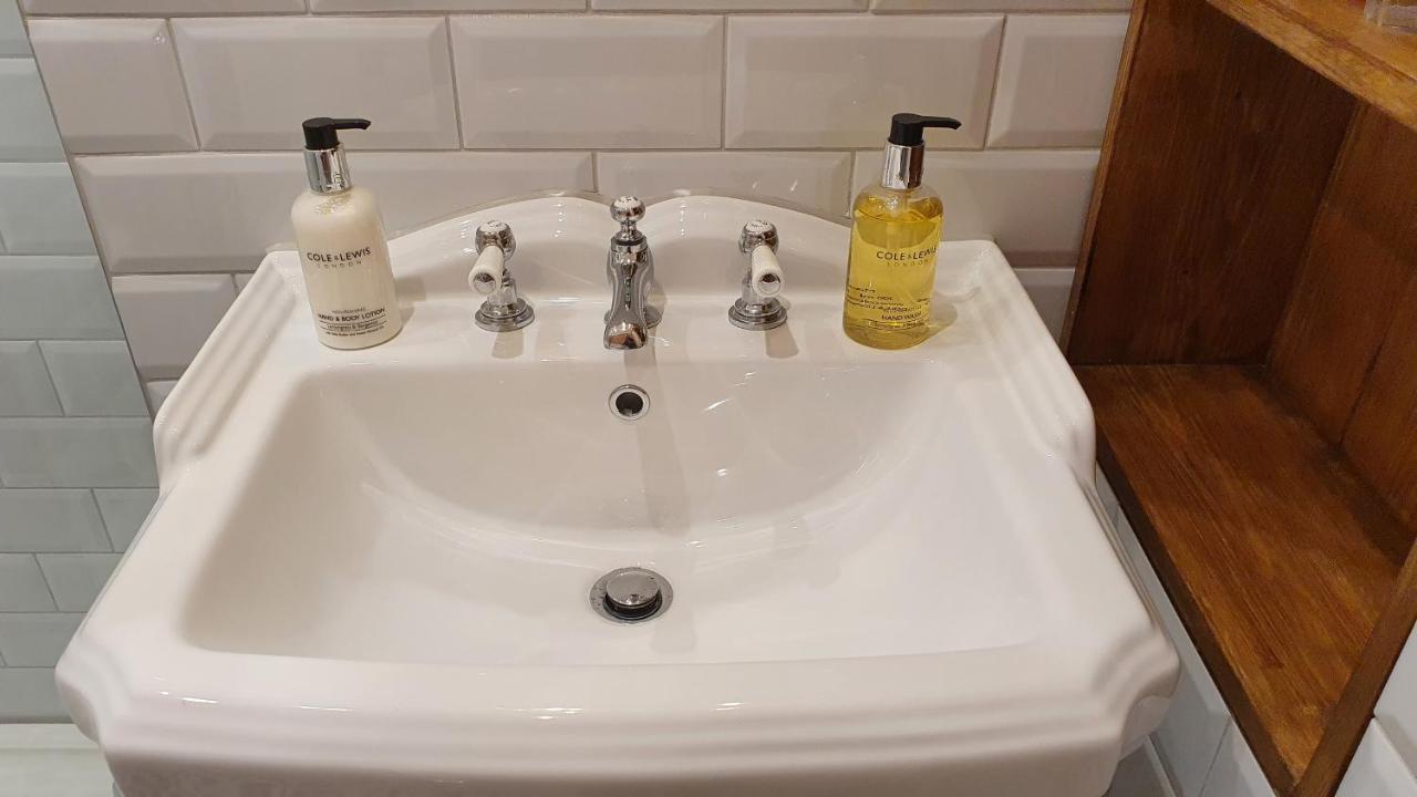 Abbeyfield Vintage Style Boutique B&B 托基 外观 照片